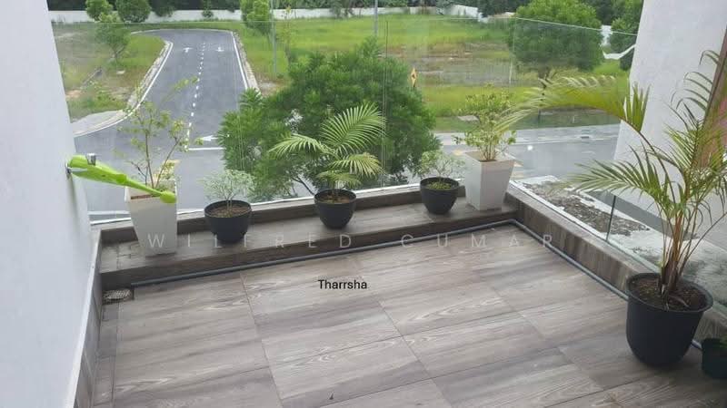 Rumah Berkembar untuk Dijual di Taman Prima Saujana (Kajang) - Wilfred Cumar - Balcony - PropertyGuru.com.my