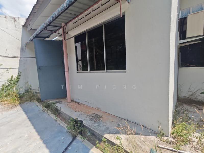 1-storey Terraced House for Sale in Taman Merdeka (Batu Berendam) - Tim Piong - Exterior - PropertyGuru.com.my