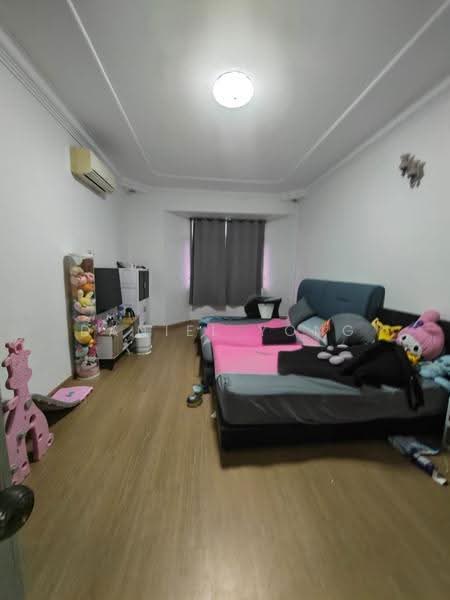 2-storey Terraced House for Sale in Taman Puteri Wangsa (Ulu Tiram) - Daniel Yong - Bedroom - PropertyGuru.com.my