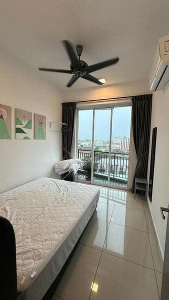 Kondominium untuk Disewa di The Majestic - Jeff Tan - Bedroom - PropertyGuru.com.my
