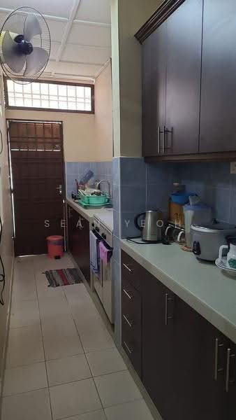 1.5-storey Terraced House for Sale in Taman Setia Indah (Tebrau) - Sean Yeoh - Kitchen - PropertyGuru.com.my