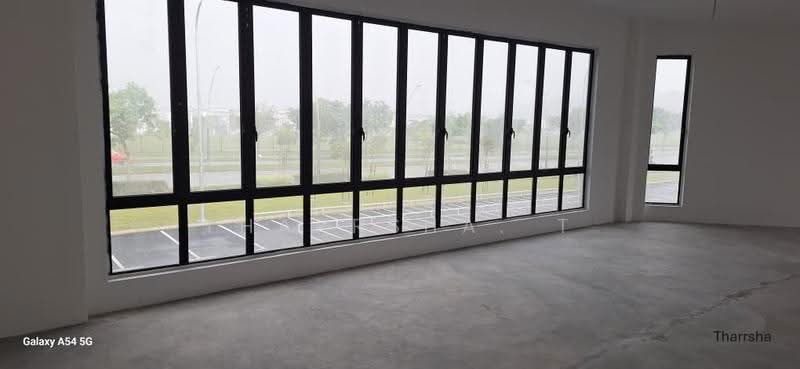 Kedai untuk Disewa di Semenyih (Selangor) - Tharrsha. T - Interior - PropertyGuru.com.my