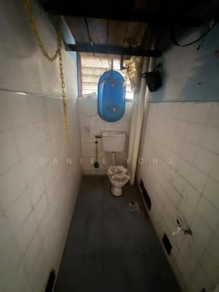 Apartment for Sale at Prima Selayang - Daniel Yong - Bathroom - PropertyGuru.com.my