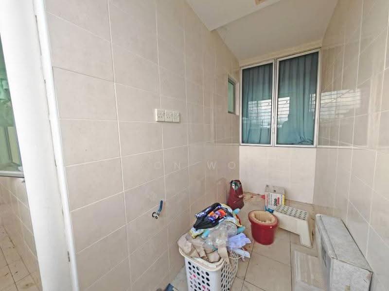 Rumah Teres untuk Dijual di Sungai Long (Bandar Sungai Long) - Eason Wong - PropertyGuru.com.my