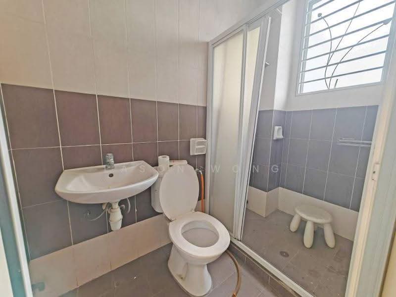 Rumah Teres untuk Dijual di Sungai Long (Bandar Sungai Long) - Eason Wong - PropertyGuru.com.my
