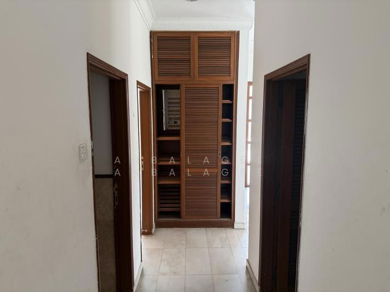 Bungalow House for Sale in Country Heights (Kajang) - Anbalagee Anbalagee - Corridor - PropertyGuru.com.my