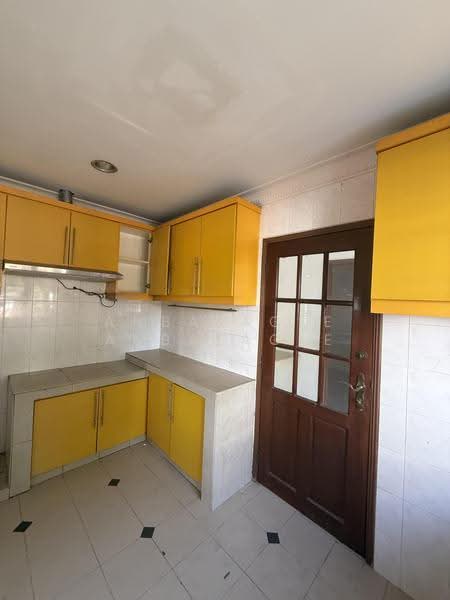 Bungalow House for Sale in Country Heights (Kajang) - Anbalagee Anbalagee - Kitchen - PropertyGuru.com.my
