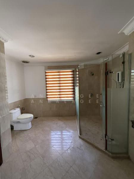Bungalow House for Sale in Country Heights (Kajang) - Anbalagee Anbalagee - Bathroom - PropertyGuru.com.my