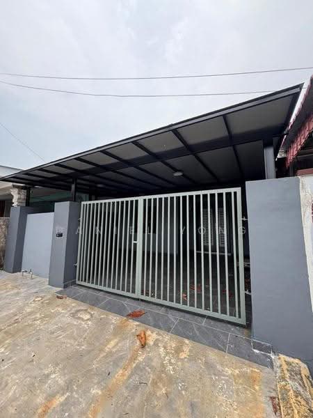 1-storey Terraced House for Sale in Taman Universiti (Skudai) - Daniel Yong - Exterior - PropertyGuru.com.my