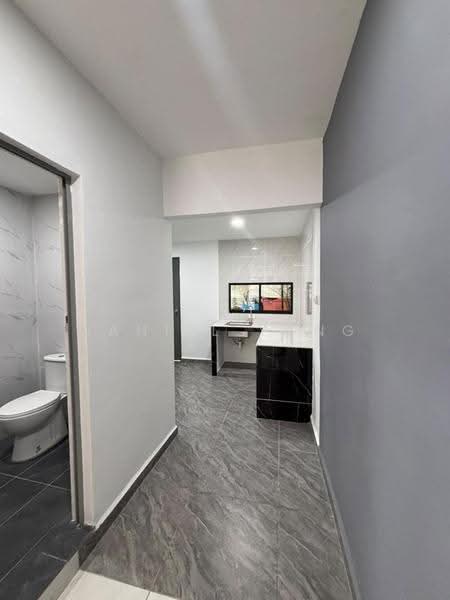 1-storey Terraced House for Sale in Taman Universiti (Skudai) - Daniel Yong - Bathroom - PropertyGuru.com.my