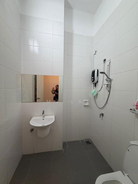 Terraced House for Rent in Johor Bahru (Johor) - MJ Lai - Bathroom - PropertyGuru.com.my