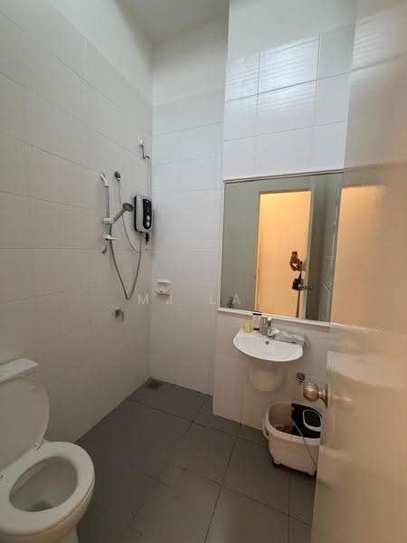 Terraced House for Rent in Johor Bahru (Johor) - MJ Lai - Bathroom - PropertyGuru.com.my