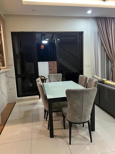 2-storey Terraced House for Rent in Shah Alam (Selangor) - Sam Chan - Dining Room - PropertyGuru.com.my