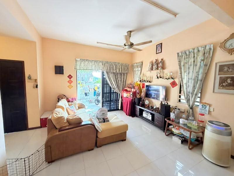 2-storey Terraced House for Sale in Balik Pulau (Penang) - Azura Ghani - Living Room - PropertyGuru.com.my