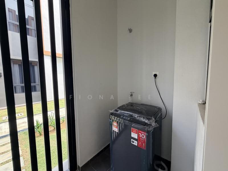 Kondominium untuk Disewa di Co-Home @ Eden by The Parque Residences - Fiona Lee - Balcony - PropertyGuru.com.my