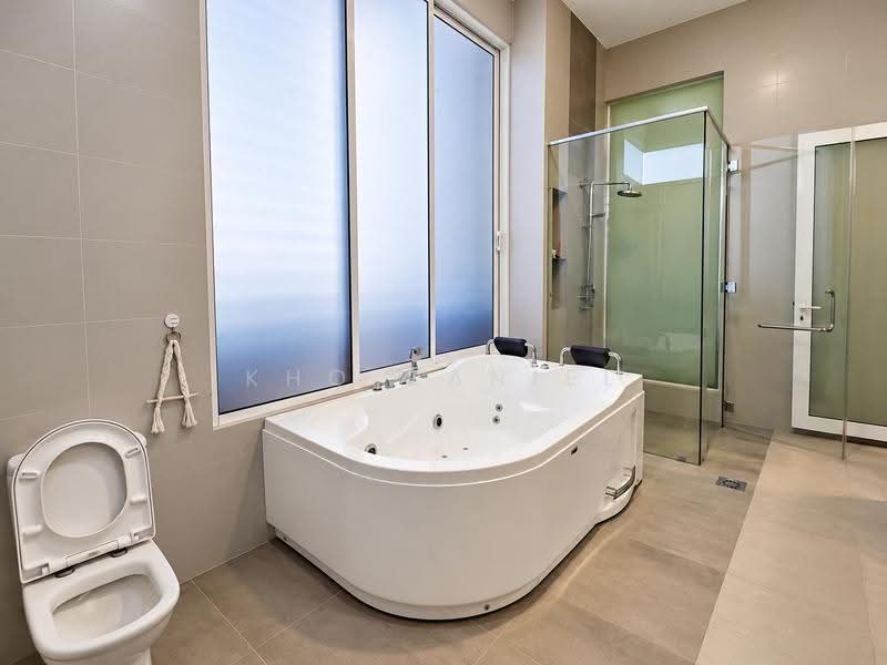 Bungalow House for Sale in Bandar Botanic (Klang) - Kho Daniel - Bathroom - PropertyGuru.com.my