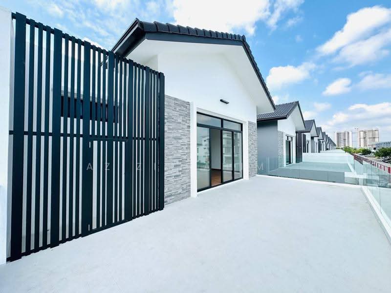 Semi-Detached House for Sale in Sepang (Selangor) - Azizirrahim . - Exterior - PropertyGuru.com.my