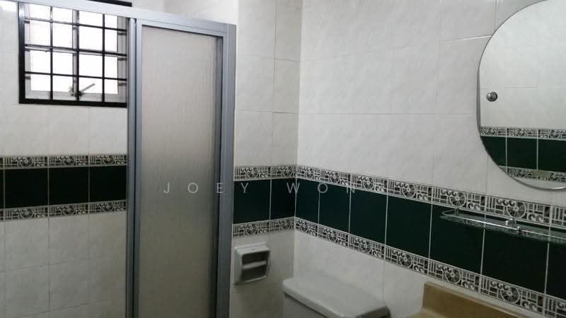 Townhouse for Rent in Taman Sri Sentosa (Jalan Klang Lama (Old Klang Road)) - Joey Wong - Bathroom - PropertyGuru.com.my