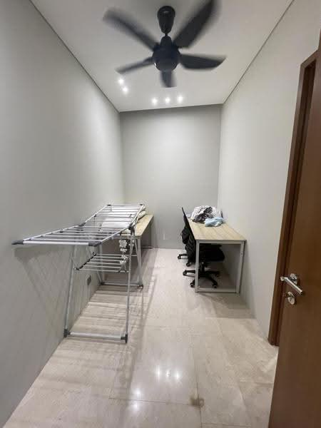 Kediaman Servis untuk Disewa di Sky Suites @ KLCC - Shu Ling - Study - PropertyGuru.com.my