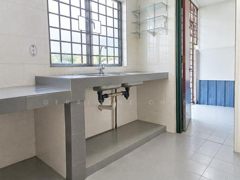 2-storey Terraced House for Sale in TAMAN PUCHONG UTAMA (Puchong) - Geraldine Chan - Kitchen - PropertyGuru.com.my