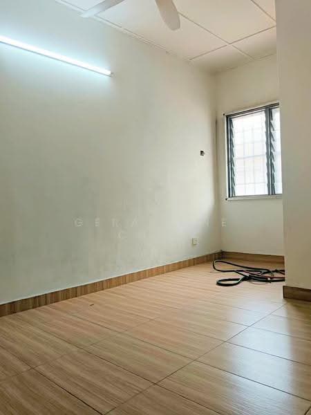 2-storey Terraced House for Sale in TAMAN PUCHONG UTAMA (Puchong) - Geraldine Chan - Interior - PropertyGuru.com.my