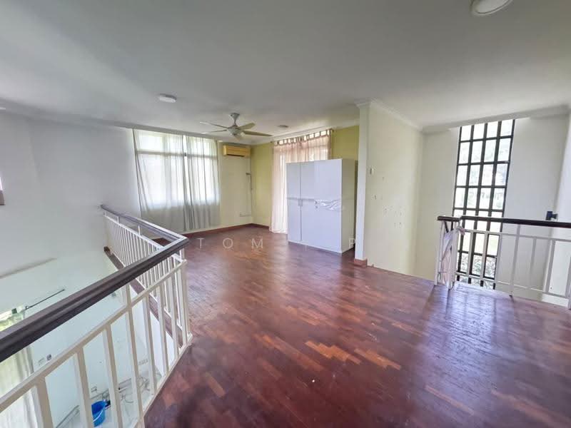 Rumah Banglo untuk Dijual di Saujana Akasia (Sungai Buloh) - Tom Yip - Living Room - PropertyGuru.com.my