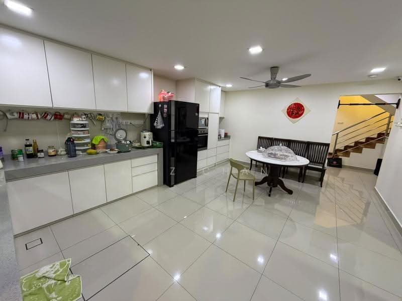 2-storey Terraced House for Sale in Taman Sri Bintang (Kepong) - Eliz Chan - Kitchen - PropertyGuru.com.my