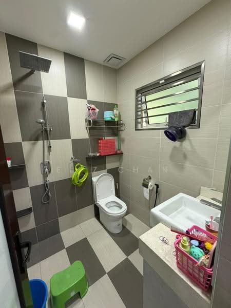 2-storey Terraced House for Sale in Taman Sri Bintang (Kepong) - Eliz Chan - Bathroom - PropertyGuru.com.my