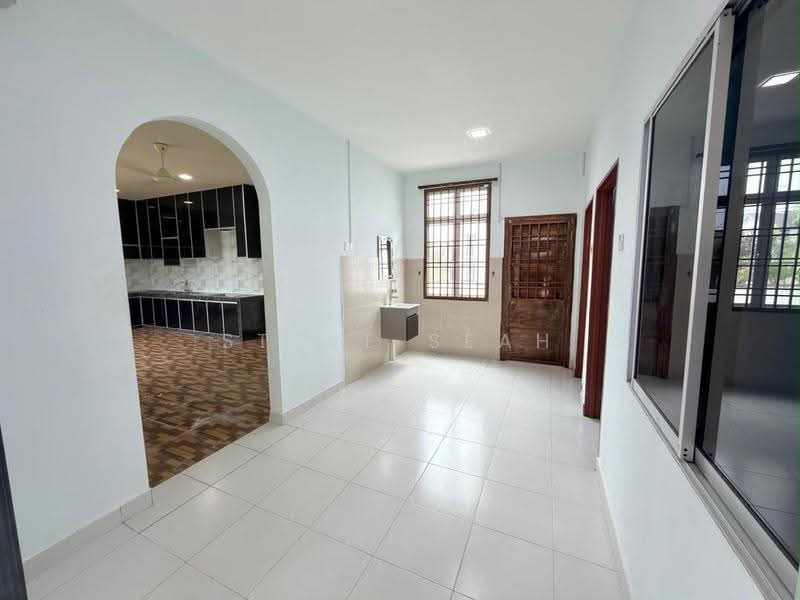 Terraced House for Rent in Kulai (Johor) - Steve Seah - Kitchen - PropertyGuru.com.my