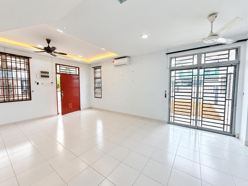 Terraced House for Rent in Kulai (Johor) - Steve Seah - Living Room - PropertyGuru.com.my