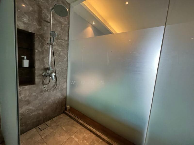 Service Residence for Rent at The Shore @ Malacca River - Woon . - Bathroom - PropertyGuru.com.my