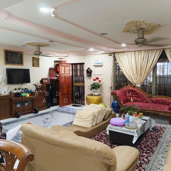 2-storey Terraced House for Sale in Taman Megah (Pontian) - Abd Hakeem Abd Jalil - Living Room - PropertyGuru.com.my