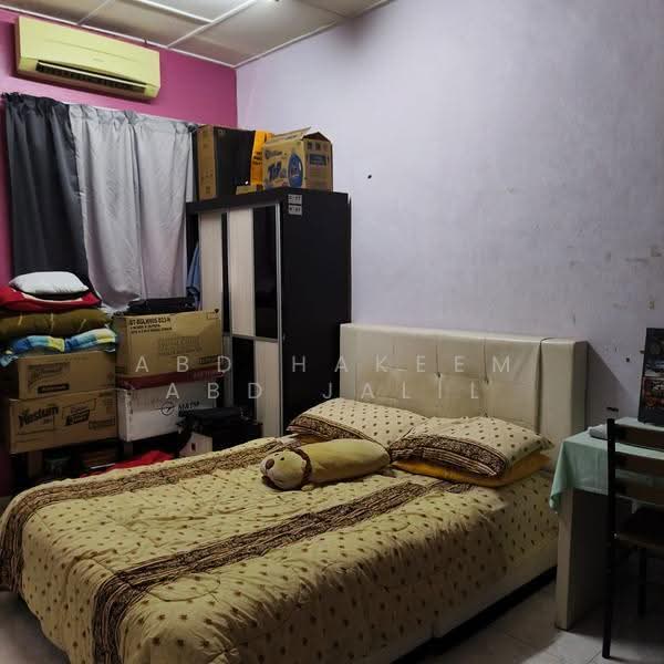 2-storey Terraced House for Sale in Taman Megah (Pontian) - Abd Hakeem Abd Jalil - Bedroom - PropertyGuru.com.my