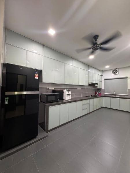 2-storey Terraced House for Rent in Nusantara Prima (Gelang Patah) - Li Wei - Kitchen - PropertyGuru.com.my