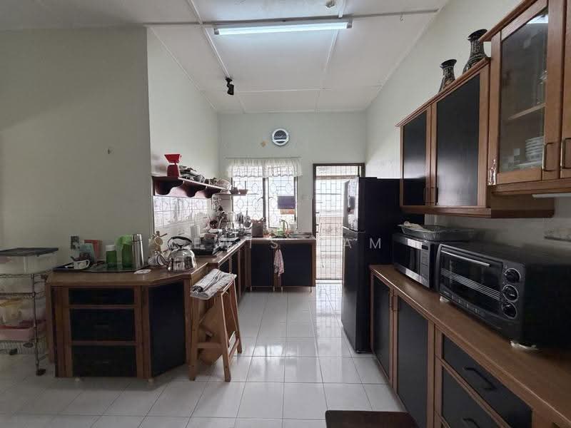 Rumah Banglo untuk Dijual di Tanjung Bungah (Penang) - Lewis Kam - Kitchen - PropertyGuru.com.my