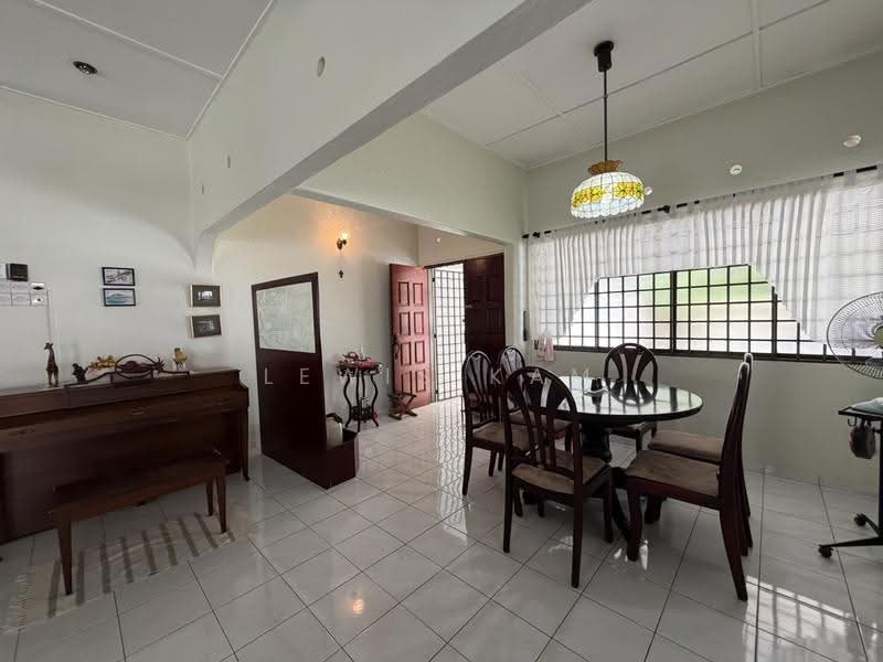 Rumah Banglo untuk Dijual di Tanjung Bungah (Penang) - Lewis Kam - Living Room - PropertyGuru.com.my