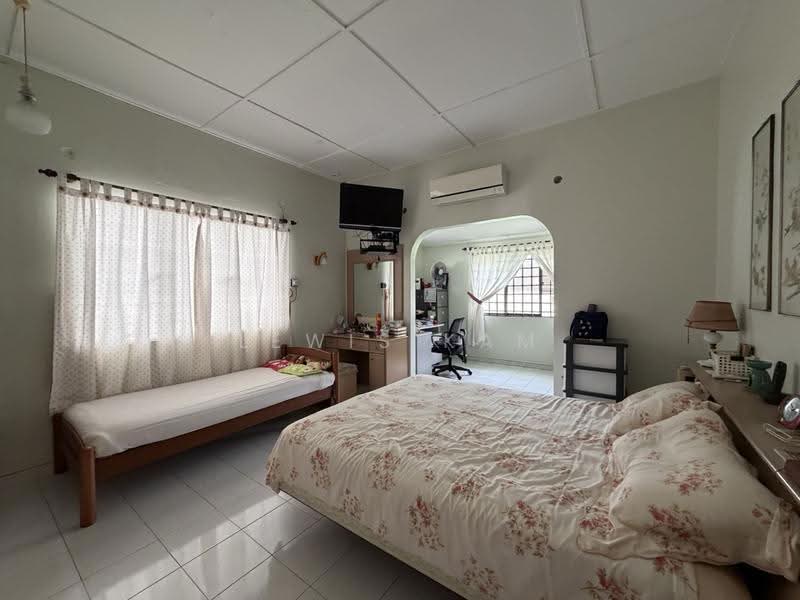 Rumah Banglo untuk Dijual di Tanjung Bungah (Penang) - Lewis Kam - Bedroom - PropertyGuru.com.my