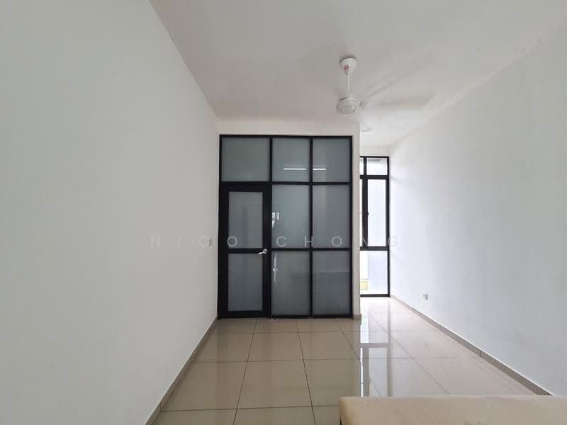 Rumah Teres 3-Tingkat untuk Dijual di Bandar Seri Alam (Masai) - Nico Chong - Living Room - PropertyGuru.com.my
