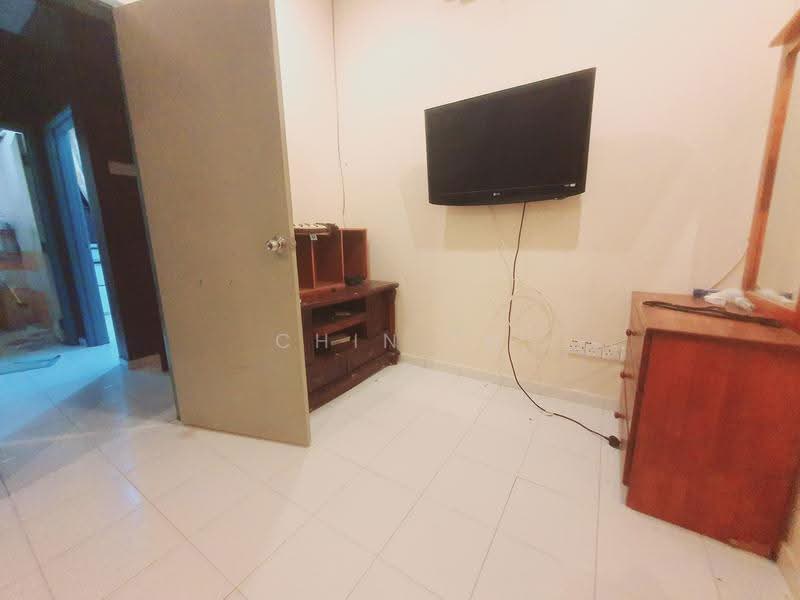 2-storey Terraced House for Sale in Taman Angkasa Nuri (Durian Tunggal) - CHIN FN - Interior - PropertyGuru.com.my