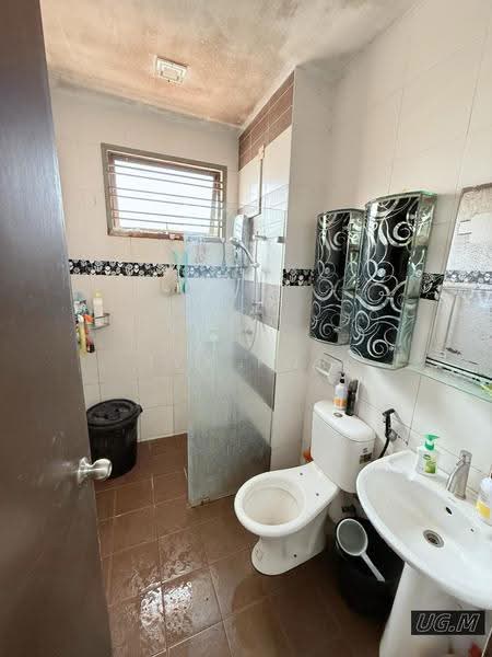 Rumah Teres untuk Dijual di Bandar Puteri Klang (Klang) - Ivy Por - Bathroom - PropertyGuru.com.my