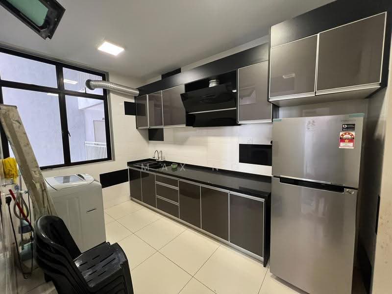 Kediaman Servis untuk Dijual di D'Summit Residences - Max Ng - PropertyGuru.com.my