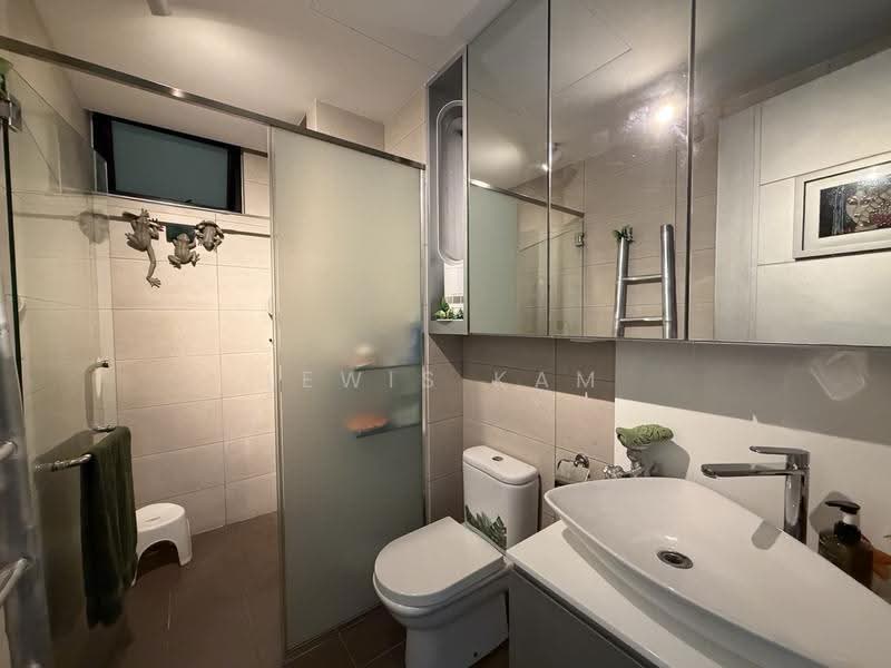 Condominium for Sale at Mont Residence - Lewis Kam - Bathroom - PropertyGuru.com.my