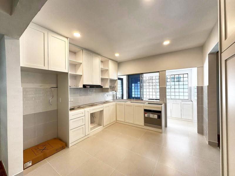 Semi-Detached House for Rent in Taman Lucky (Bangsar) - Firdaus Husin - Kitchen - PropertyGuru.com.my