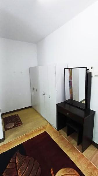Pangsapuri untuk Disewa di The Rise Collection 2 - Jerry Tan - Bedroom - PropertyGuru.com.my