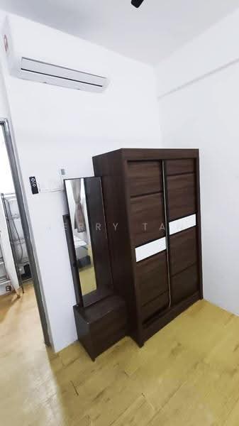 Pangsapuri untuk Disewa di The Rise Collection 2 - Jerry Tan - Bedroom - PropertyGuru.com.my