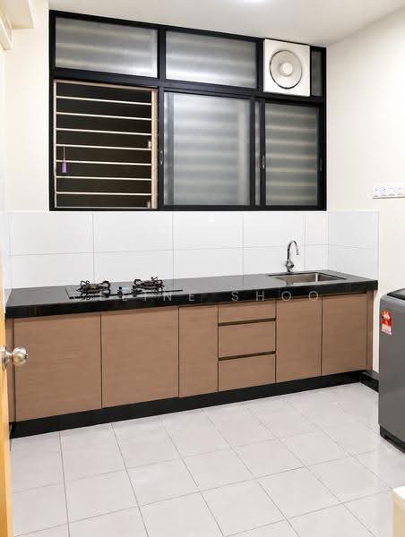 Condominium for Rent at The Z Residence - Celine Shoo - Kitchen - PropertyGuru.com.my