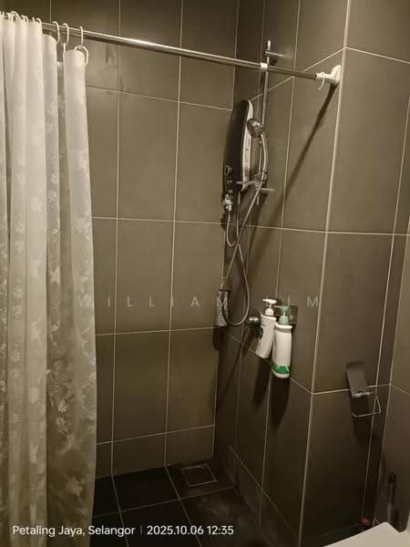 Kediaman Servis untuk Disewa di Greenfield Residence - William Lim - Bathroom - PropertyGuru.com.my