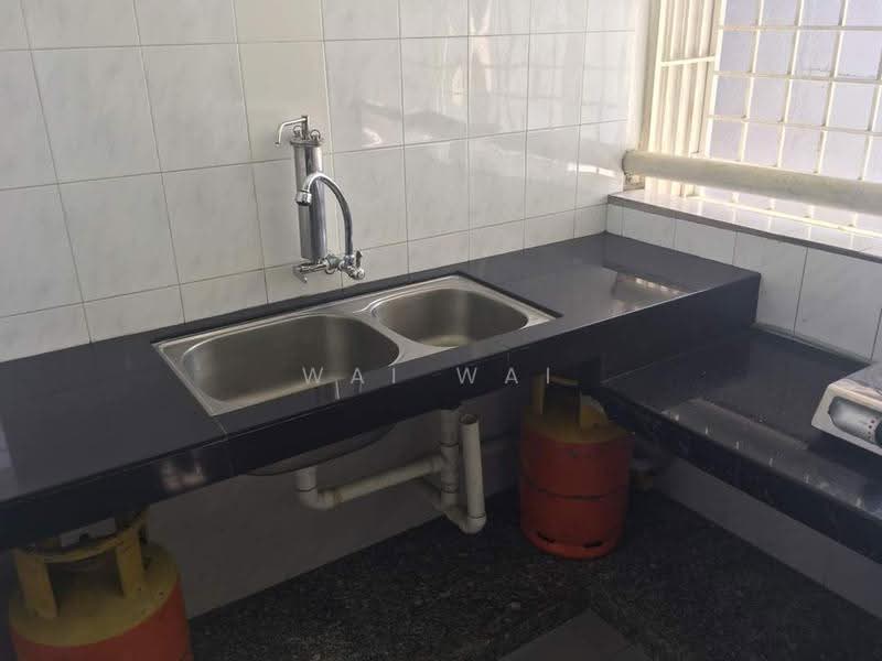 Kondominium untuk Disewa di Endah Villa - Wai Wai - PropertyGuru.com.my