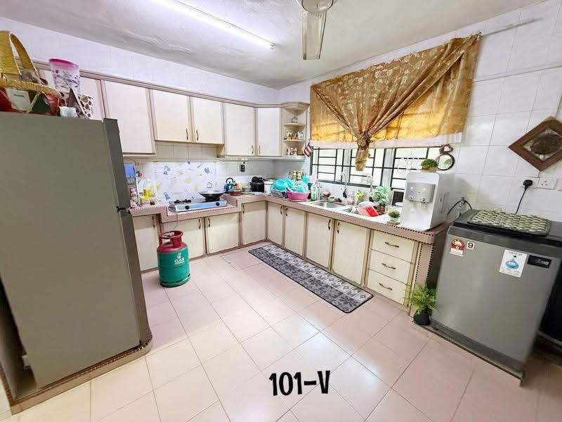 Rumah Teres 2-Tingkat untuk Dijual di Klang (Selangor) - Ivy Por - Kitchen - PropertyGuru.com.my