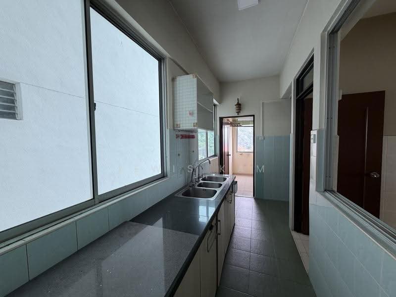 Kondominium untuk Dijual di Straits Regency - Lewis Kam - Kitchen - PropertyGuru.com.my
